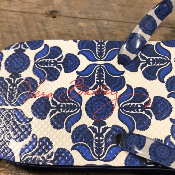 Vera Bradley flip flops 9-10 - Picture 2 of 7